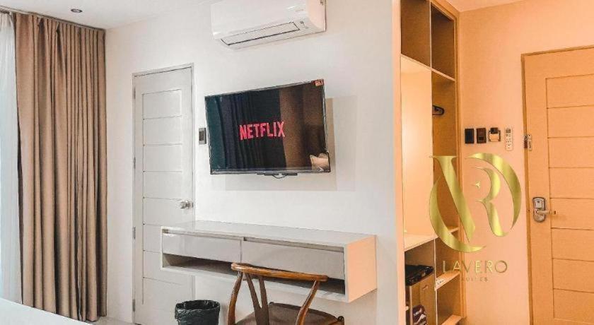 Lavero Suites Kalibo Εξωτερικό φωτογραφία